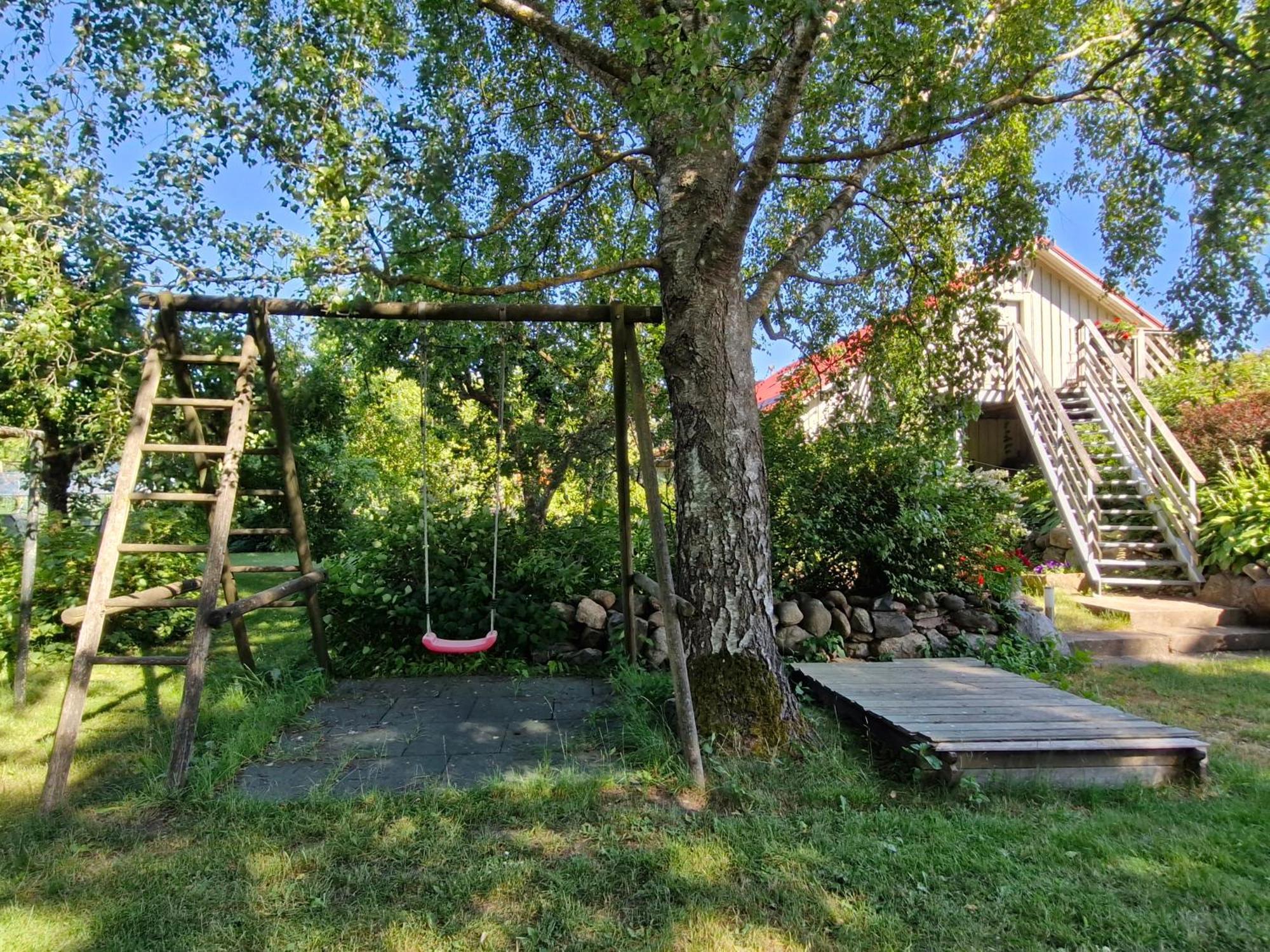 Piibelehe Guest Accommodation Kuressaare Exterior foto