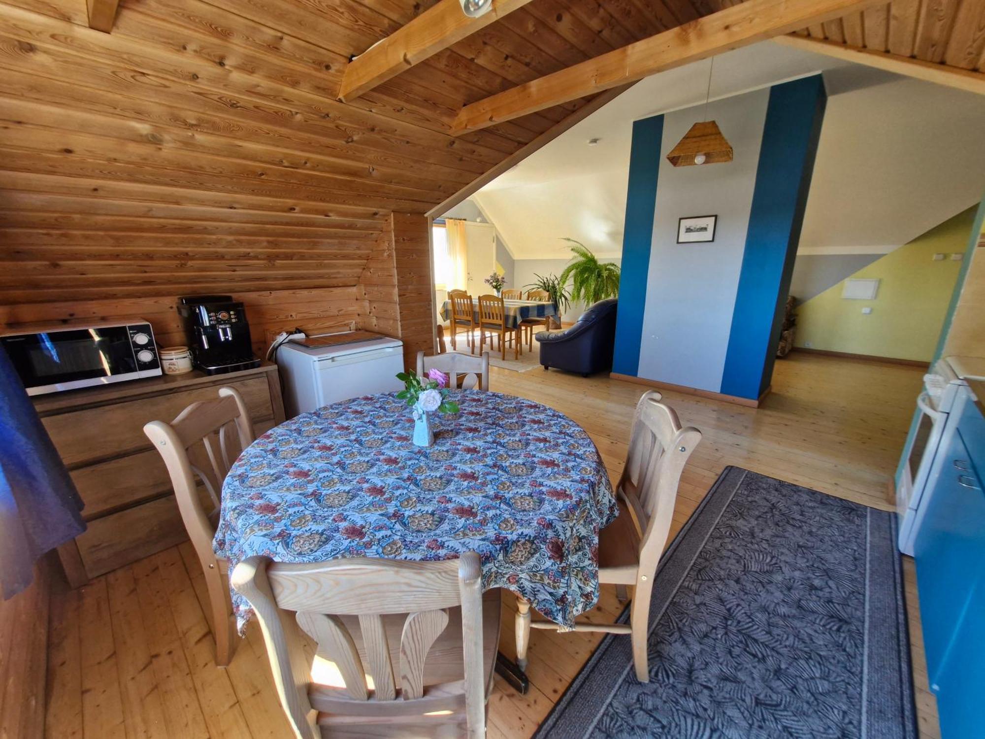 Piibelehe Guest Accommodation Kuressaare Exterior foto